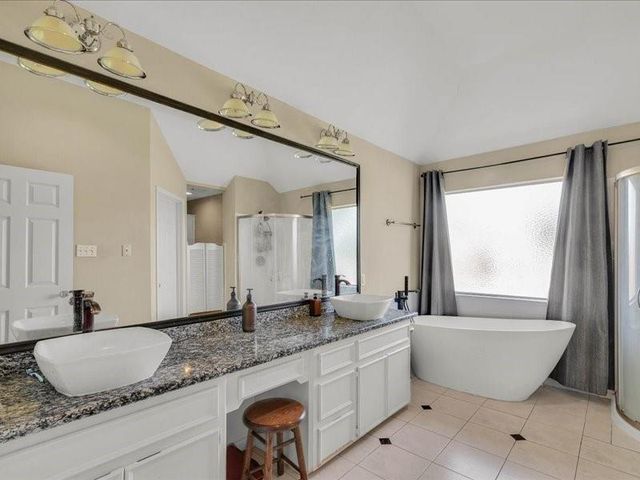4610 Cobb Circle Drive, Sugar Land, TX 77479