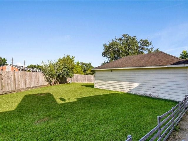4610 Cobb Circle Drive, Sugar Land, TX 77479