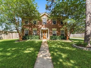 4610 Cobb Circle Drive, Sugar Land, TX 77479