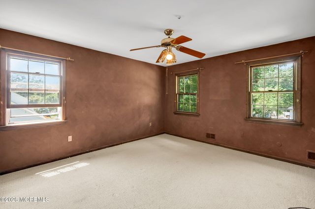 4 Marc Road, West Long Branch, NJ 07764