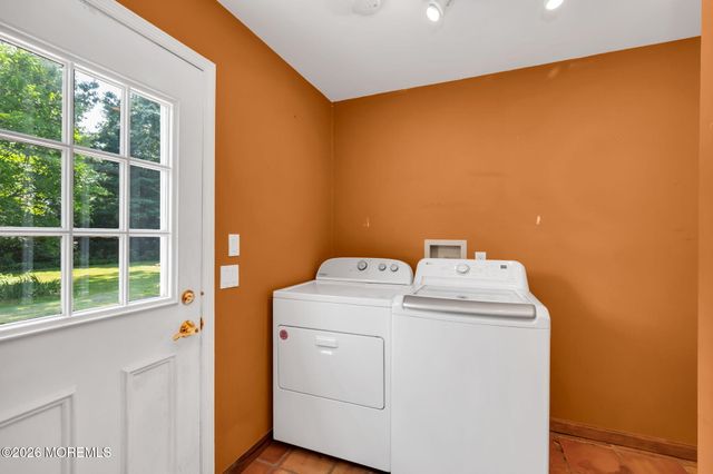 4 Marc Road, West Long Branch, NJ 07764