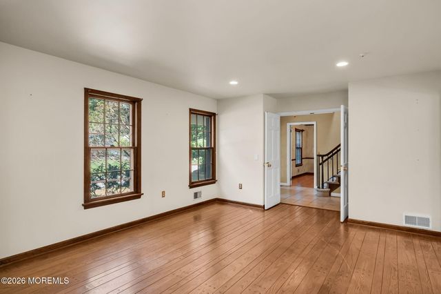 4 Marc Road, West Long Branch, NJ 07764