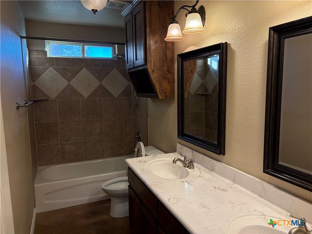 8293 County Road 3420, Lampasas, TX 76550