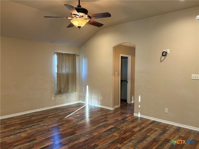 8293 County Road 3420, Lampasas, TX 76550