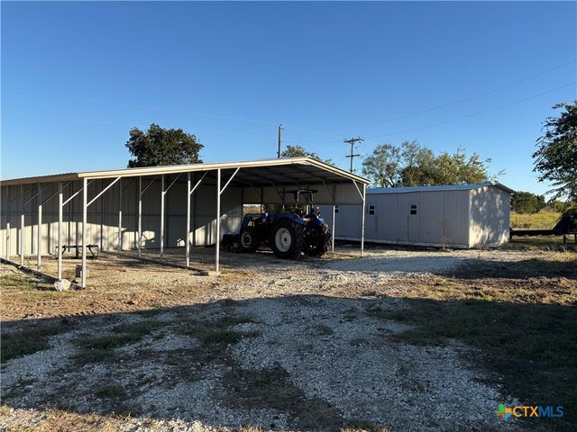8293 County Road 3420, Lampasas, TX 76550