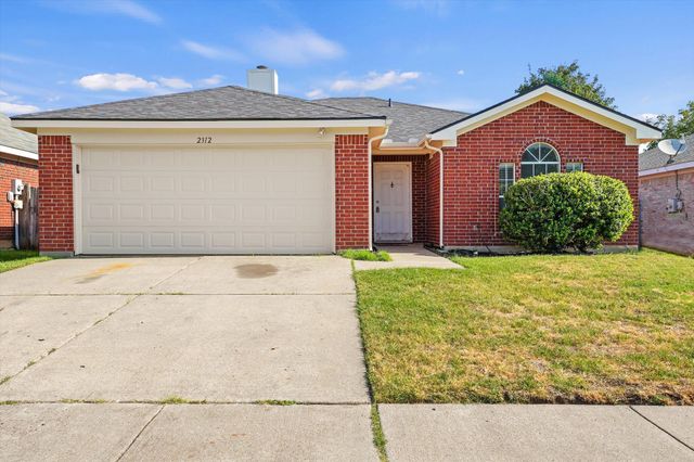 2312 Corral Drive, Fort Worth, TX 76133
