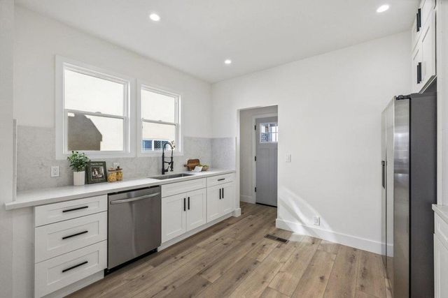 730 3rd Lane, South San Francisco, CA 94080