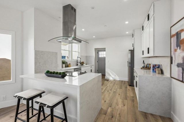 730 3rd Lane, South San Francisco, CA 94080