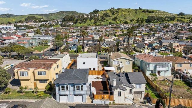 730 3rd Lane, South San Francisco, CA 94080