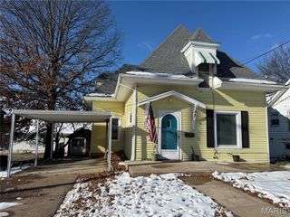 503 N Hawkins Avenue, Hannibal, MO 63401