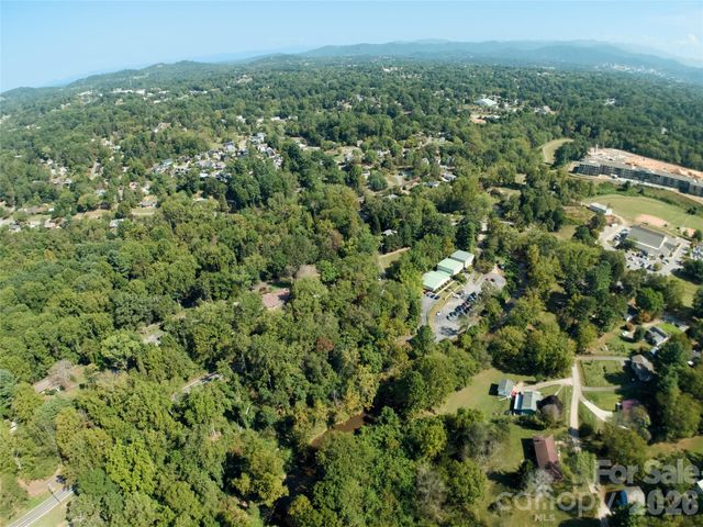 632 Sand Hill Road 1B, Asheville, NC 28806