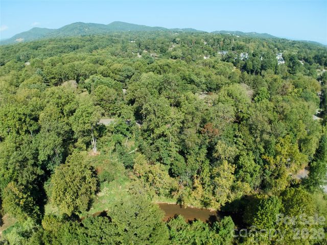 632 Sand Hill Road 1B, Asheville, NC 28806