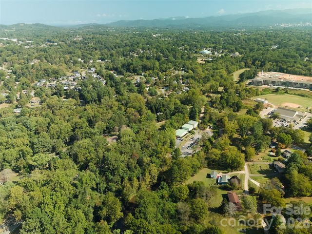 632 Sand Hill Road 1B, Asheville, NC 28806