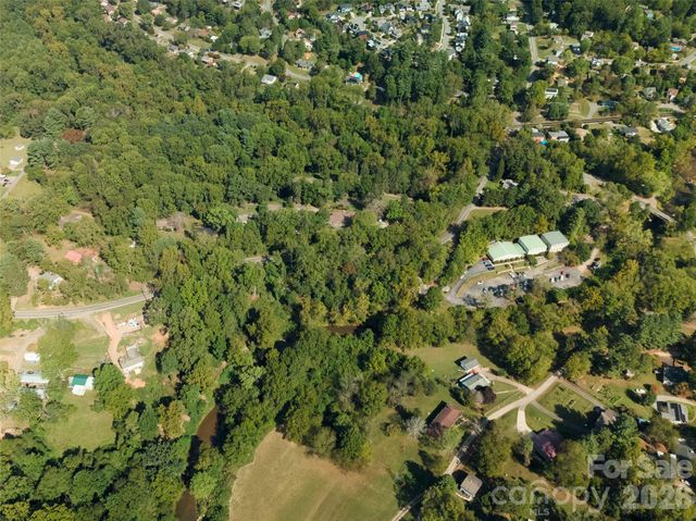 632 Sand Hill Road 1B, Asheville, NC 28806