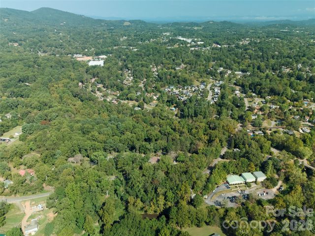 632 Sand Hill Road 1B, Asheville, NC 28806