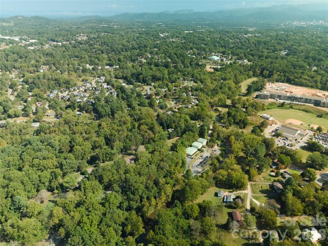 632 Sand Hill Road 1B, Asheville, NC 28806