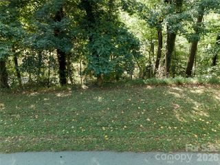 632 Sand Hill Road 1B, Asheville, NC 28806