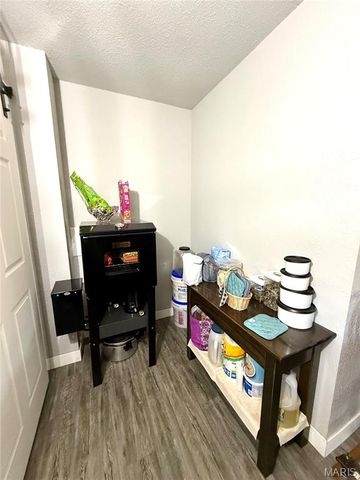 296 White Road, Montgomery City, MO 63361