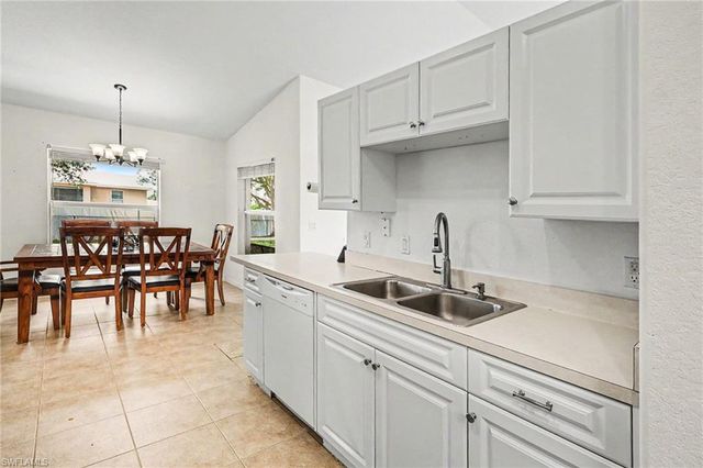 1419 NW 20th ST, Cape Coral, FL 33993