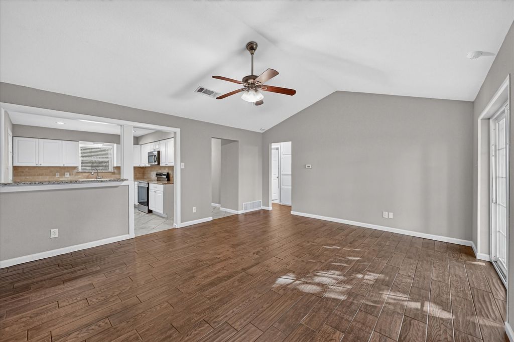 1121 Greendale Drive, Bedford, TX 76022 — photo 5