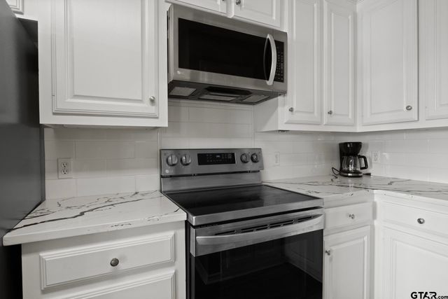 592 County Road 2127, Pittsburg, TX 75686