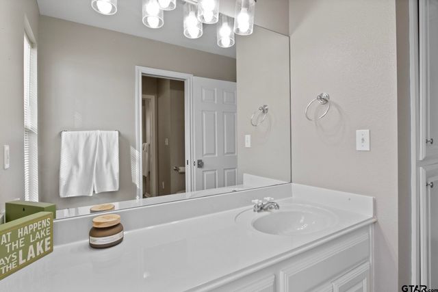 592 County Road 2127, Pittsburg, TX 75686