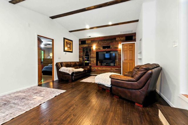 3287 Bluebird Road, Cushing, MN 56443