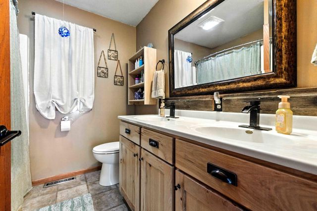 3287 Bluebird Road, Cushing, MN 56443