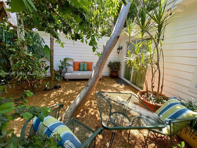 1121 NE 1st Ave 4, Fort Lauderdale, FL 33304