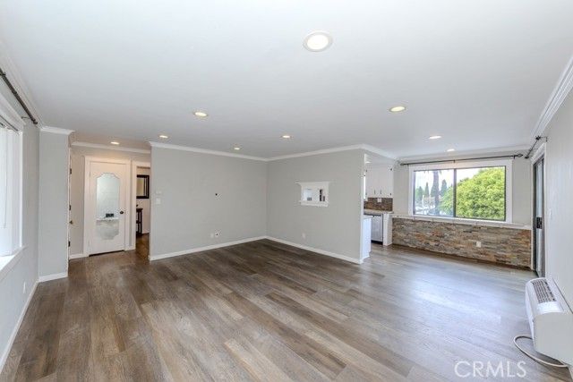 2015 E Broadway 305, Long Beach, CA 90803