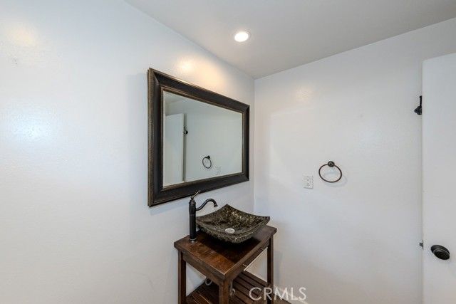 2015 E Broadway 305, Long Beach, CA 90803