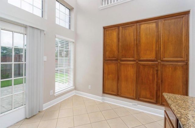 1408 S Friendswood Drive 205, Friendswood, TX 77546