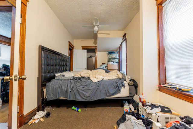 5427 S Hermitage Avenue, Chicago, IL 60609