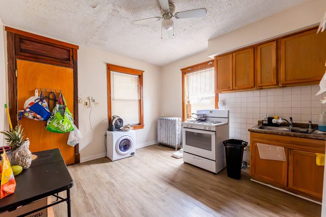5427 S Hermitage Avenue, Chicago, IL 60609