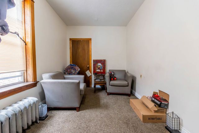 5427 S Hermitage Avenue, Chicago, IL 60609