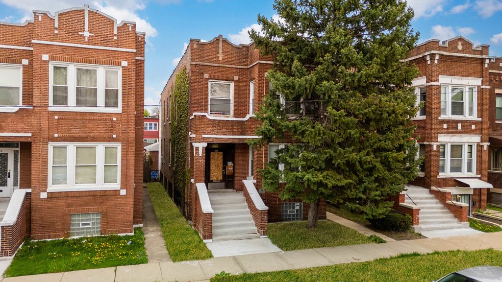 5427 S Hermitage Avenue, Chicago, IL 60609