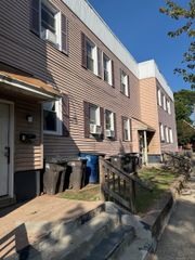3 Harding Place, New Haven, CT 06511