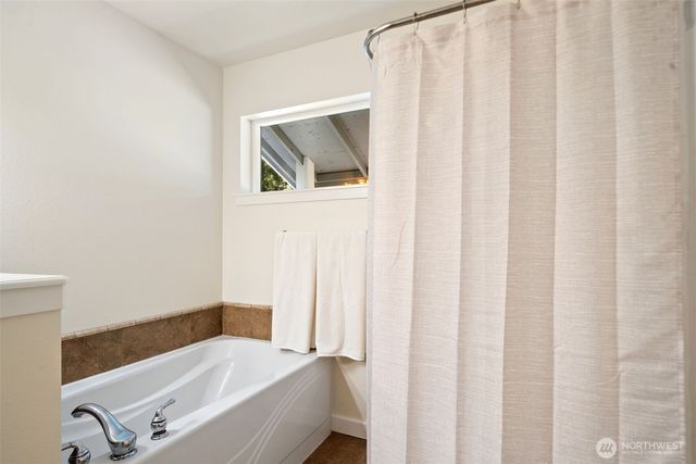 30 E Stirling Court, Shelton, WA 98584