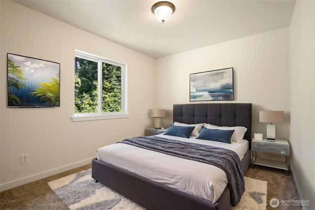 30 E Stirling Court, Shelton, WA 98584
