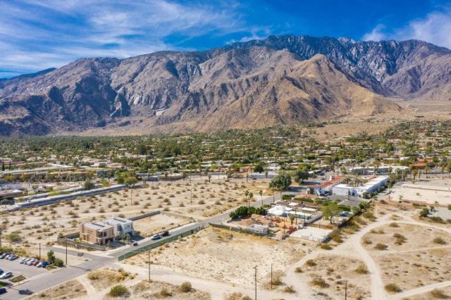 201 ViA Olivera, Palm Springs, CA 92262