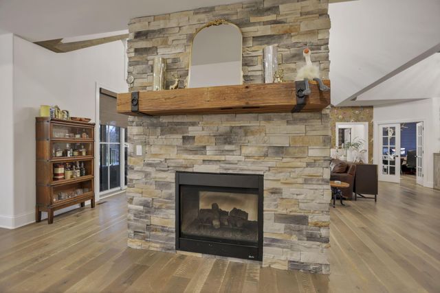 4190 Brownsville Road SE, Heath, OH 43056