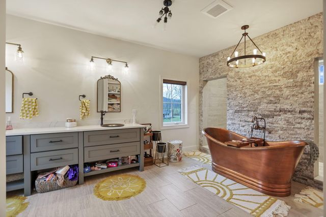 4190 Brownsville Road SE, Heath, OH 43056