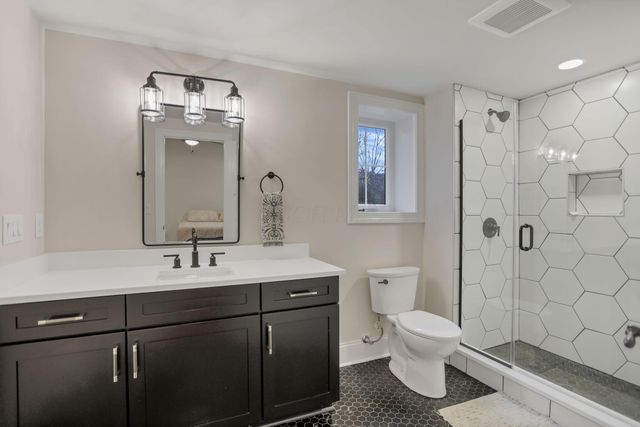 4190 Brownsville Road SE, Heath, OH 43056