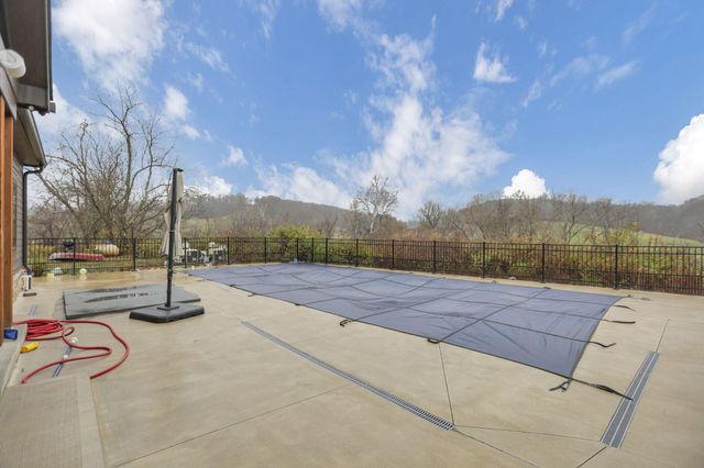 4190 Brownsville Road SE, Heath, OH 43056