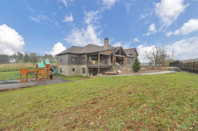 4190 Brownsville Road SE, Heath, OH 43056