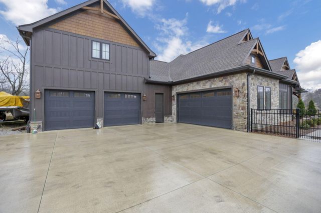 4190 Brownsville Road SE, Heath, OH 43056