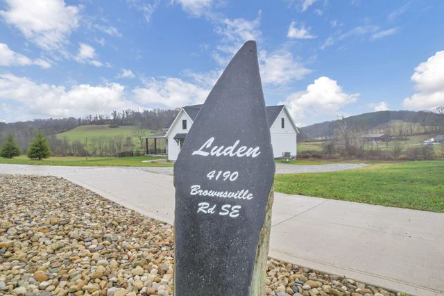 4190 Brownsville Road SE, Heath, OH 43056