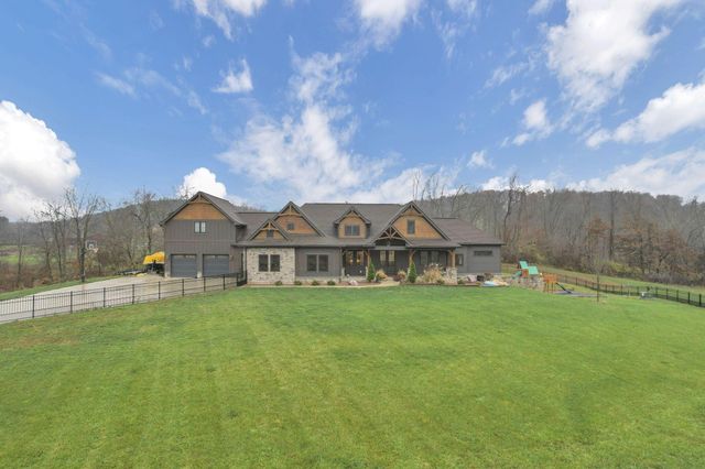 4190 Brownsville Road SE, Heath, OH 43056