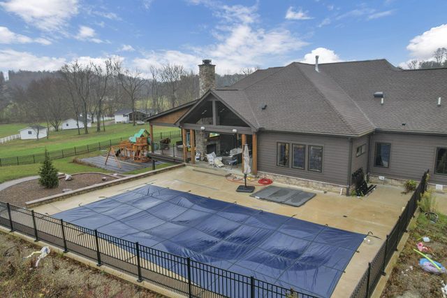 4190 Brownsville Road SE, Heath, OH 43056