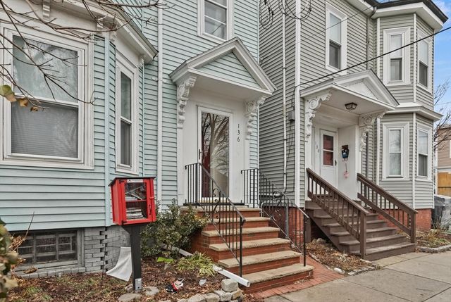 136 Coleridge St, Boston, MA 02128